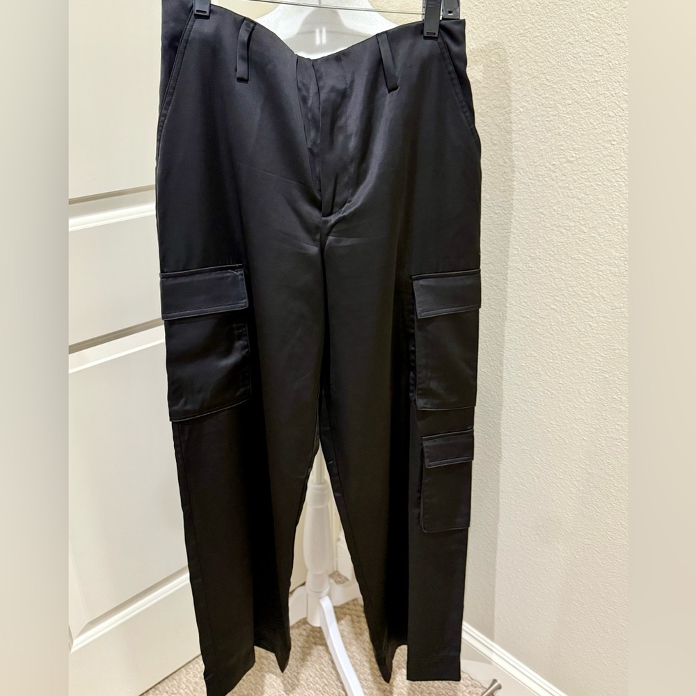 Zara Women's Black Satin Effect Cargo Pants, Size L, NWT